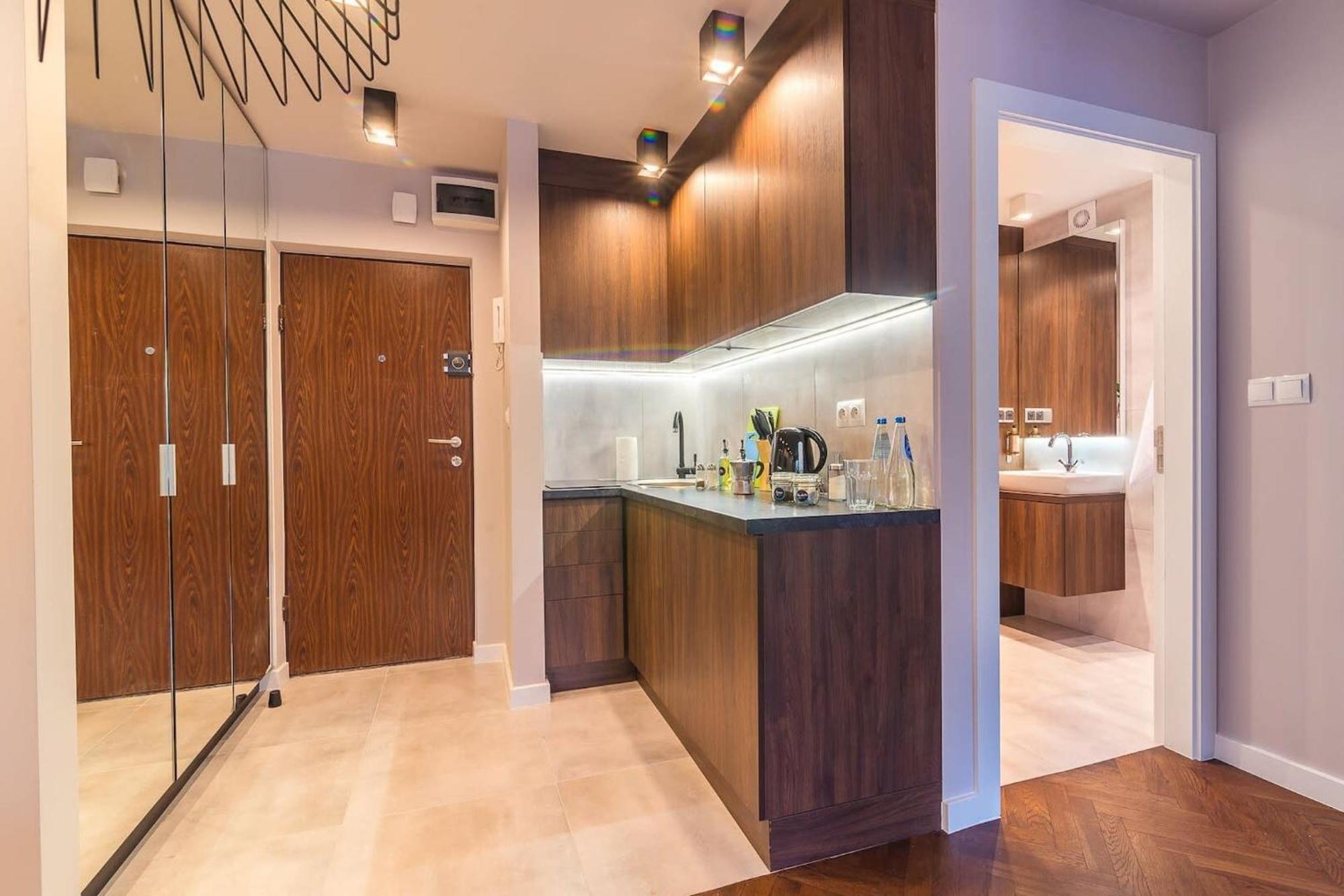 Bruna 2 - Charming Apartment By Noclegi Renters วอร์ซอ ภายนอก รูปภาพ